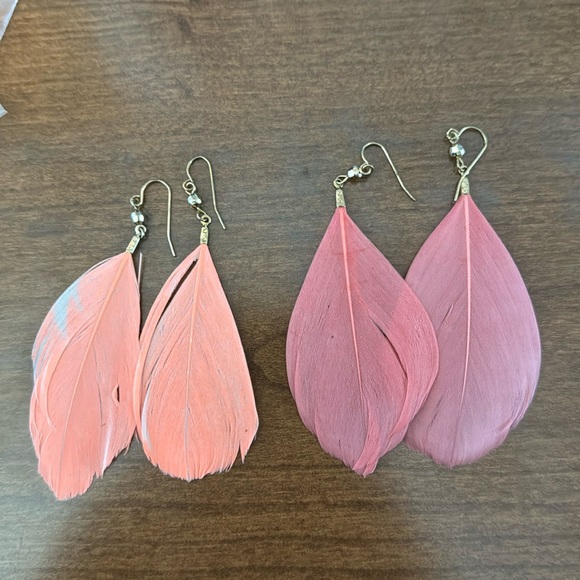 Set of 2Pairs of Real Feather Earrings - Picture 1 of 3